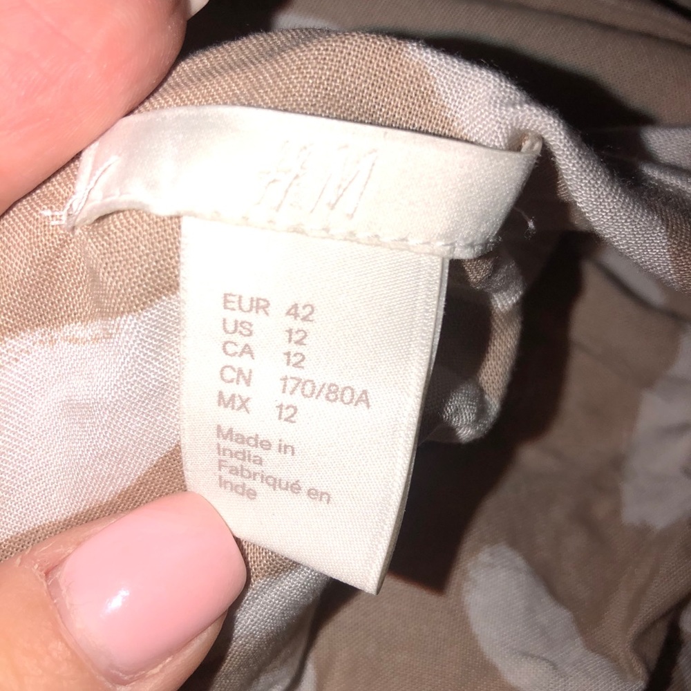 Romper - Picture 3 of 3